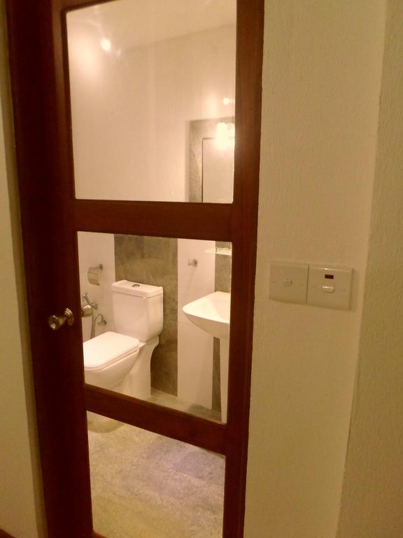 Nilas Guesthouse Hikkaduwa Pokój zdjęcie