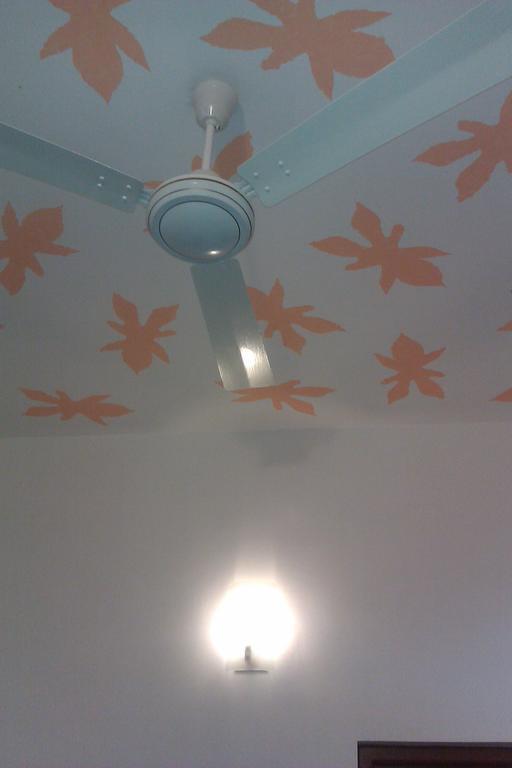 Nilas Guesthouse Hikkaduwa Pokój zdjęcie
